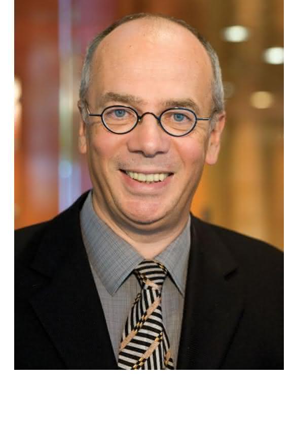 Dr. Burkhard Schütze