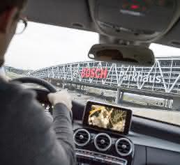 Auto parkt allein