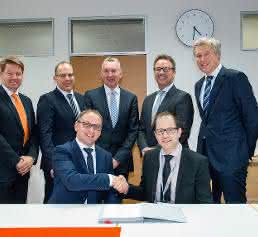 Unterzeichnung der Kooperation zwischen Concept Laser und Premium Aerotec