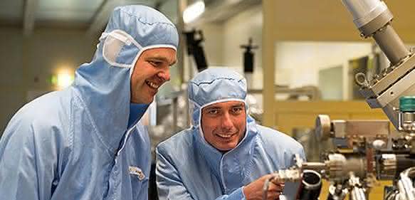 Martin Kamp und Prof. Sven Höfling Martin Kamp und Prof. Sven Höfling