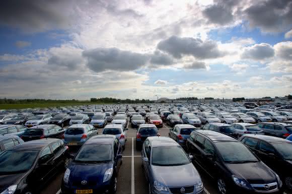 Fahrzeuge über Fahrzeuge Fahrzeuge über Fahrzeuge