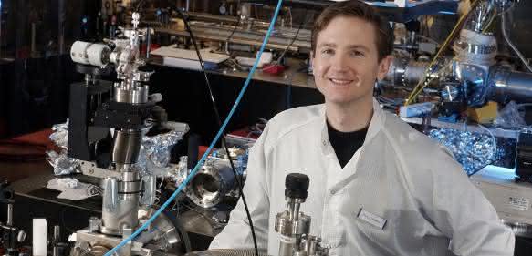 Prof. Dr. Adrian N. Pfeiffer Prof. Dr. Adrian N. Pfeiffer