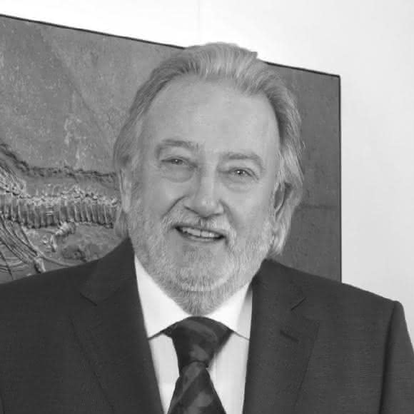 Messeveranstalter im 77. Lebensjahr verstorben: Paul Eberhard Schall ist tot Messeveranstalter im 77. Lebensjahr verstorben: Paul Eberhard Schall ist tot