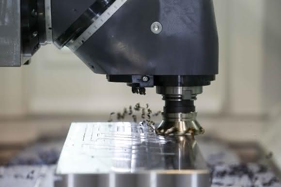 Bettfräsmaschine MTE auf der Metav