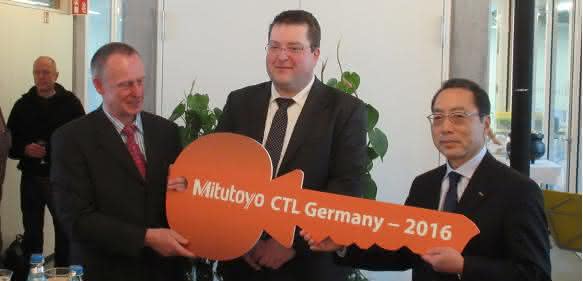 Mitutoyo Software Neubau Oberndorf Schlüsselübergabe Mitutoyo Software Neubau Oberndorf Schlüsselübergabe