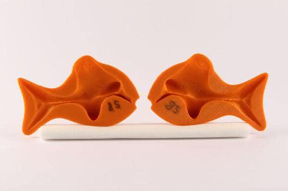 Plastikgoldfisch