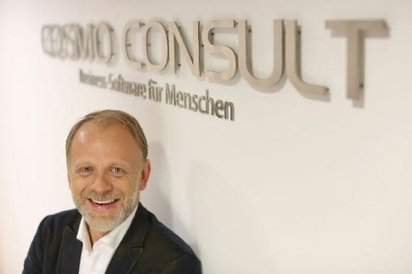 Cebit 2016: Cosmo Consult zeigt die Arbeitswelt von morgen Cebit 2016: Cosmo Consult zeigt die Arbeitswelt von morgen