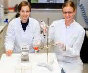 Dr. Daniela Wenzel (links) und Dr. Sarah Rieck