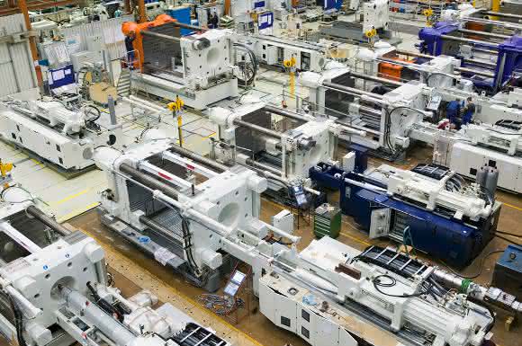 Blick in die Spritzgießmaschinen-Produktion am Standort München. (Bild: Kraussmaffei)