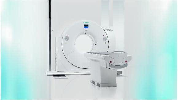 Somatom Definition Edge High-End CT System auf Schienen
