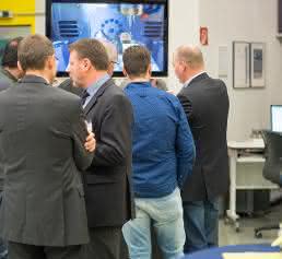 Besucher V-Line Innovation Day bei OPS-Ingersoll V-Line Innovation Day bei OPS-Ingersoll