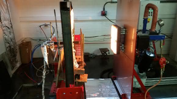 Betonelement im Test Empa testet Beton mit Heizstrahler