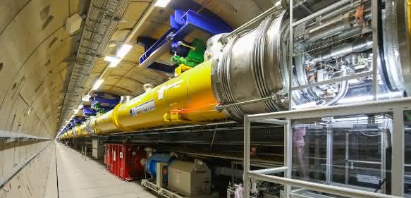 Röntgenlaser European XFEL: Erste Elektronen beschleunigt Röntgenlaser European XFEL: Erste Elektronen beschleunigt