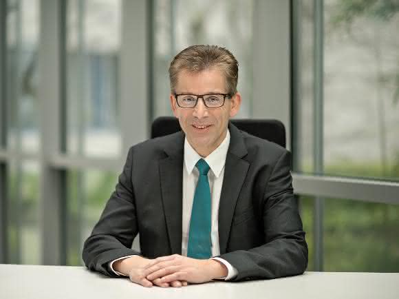 Dr. Matthias Laux