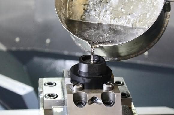 Gieß-Spanntechnik von Witte mittels Wismut-Legierung