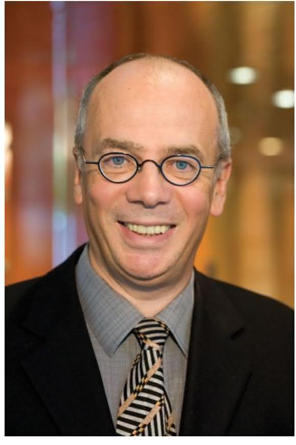 Dr. Burkhard Schütze