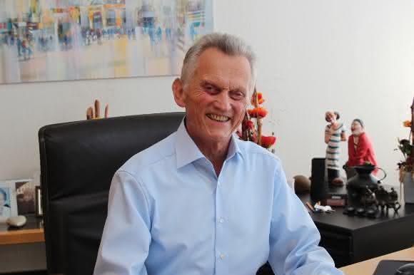 Dr. Peter Reichelt