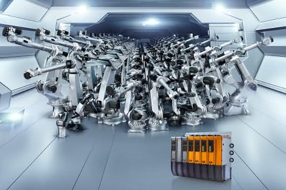Comau Roboter mit B&R-Steuerung