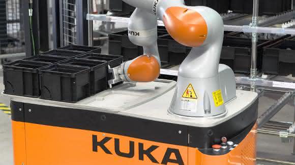 KUKA KMR Iiwa beliefert Robotermontage KUKA KMR Iiwa beliefert Robotermontage