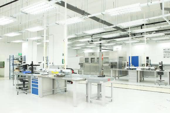 Anlagen zur Lagerprüfung bei FAG Aerospace Singapore