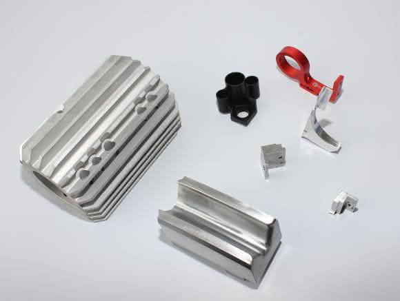 Teile aus Aluminium und Kunststoff Teile aus Aluminium und Kunststoff von Rihs
