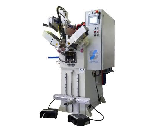 Ecknahtschweißmaschine von Schnelldorfer Maschinenbau