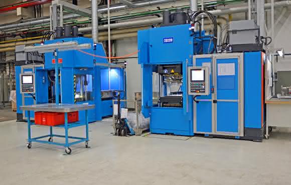 Vertikale Maschinen MTF 2600/280 von Maplan Vertikale Maschinen MTF 2600/280 von Maplan