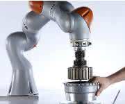 Kuka Leichtbauroboter auf der Automatica