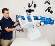 Selbstlernender Roboterarm Selbstlernender Roboterarm