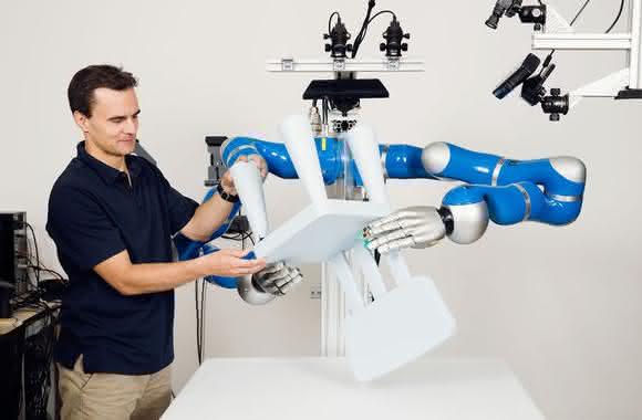 Selbstlernender Roboterarm