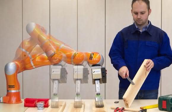 Intuitive Roboterprogrammierung.: Er weiß selbst, was zu tun ist