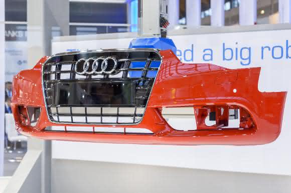 Fakuma 2015 in Friedrichshafen Exponat Fakuma