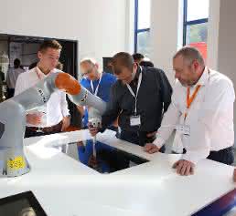 Kuka Niederlassung Siegen Schulungsräume Kuka Roboter Niederlassung West