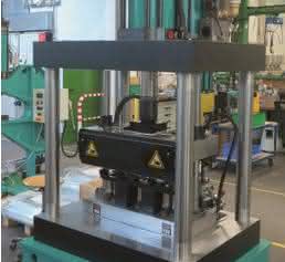 Tox-Pressensystem zum Clinchen Tox-Pressensystem zum Clinchen