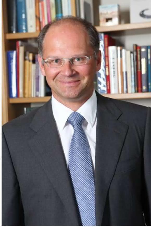 Prof. Dr. Alfred Leitenstorfer