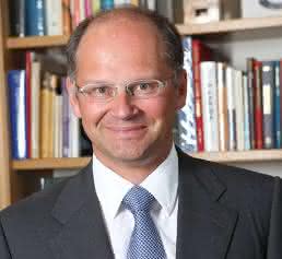 Prof. Dr. Alfred Leitenstorfer
