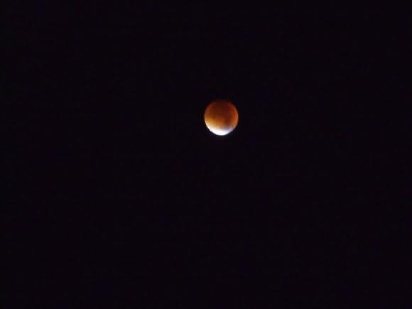 Supermond leitet den Beginn eines turbulenten Messeherbstes ein. Supermond leitet den Beginn eines turbulenten Messeherbstes ein.