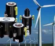 Montage des Turmflansches einer Windkraftanlage