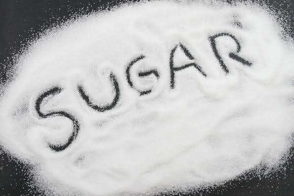 Der übermäßige Konsum von Zucker in der täglichen Nahrungsaufnahme wird als einer der Risikofaktoren von verschiedenen Krankheiten wie Karies, Diabetes und Übergewicht gesehen. (© Luise Böttcher, Archiv BRAIN AG)