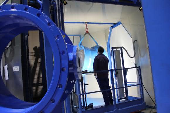 Großbeschichtungsanlage Keulahütte Großarmaturen intern beschichten