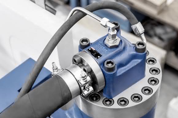 Zylinder in Maschine Bosch Rexroth: Zylinder in Maschine