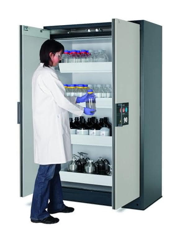 Gefahrstoffschrank