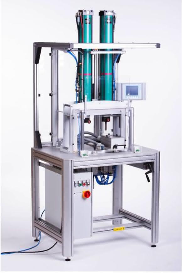 Einpressmaschine