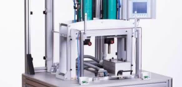 Einpressmaschine