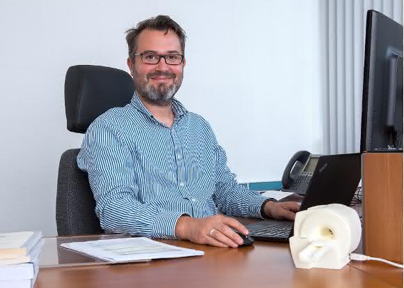 Prof. Sven Grundmann