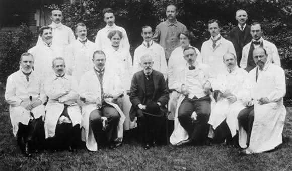Paul Ehrlich und MitarbeiterInnen Paul Ehrlich und MitarbeiterInnen