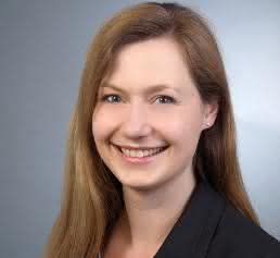 Dr. Anna Engemann Dr. Anna Engemann