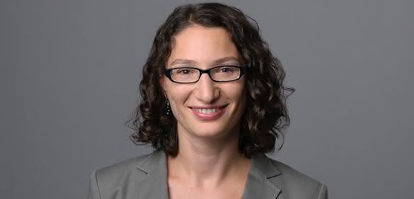 Dr. Clara Saraceno