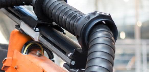 triflex RSE-Rückzugsystem von Igus triflex RSE-Rückzugsystem für Industrieroboter