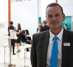 Phil Gee Phil Gee ist Director Corporate OEM/CEM bei Farnell element14